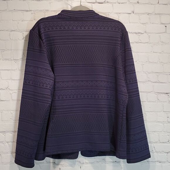 Chico's black and blue geometric zipper front jacket - Picture 6 of 9